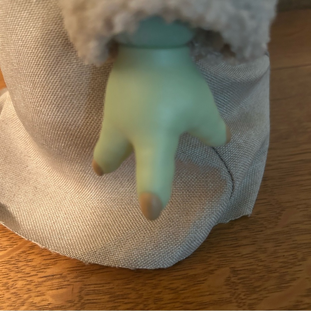Disney Star Wars The Mandalorian Baby Yoda Grogu Plush Doll The Child 11” Rubber - Picture 4 of 12